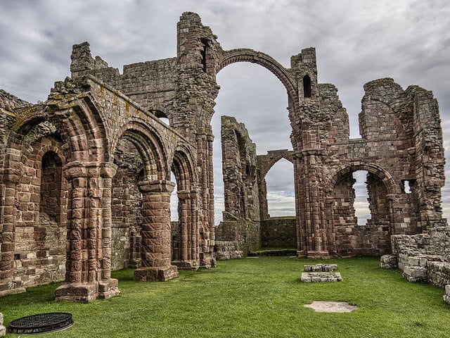 Ruinas de Lindisfarne (Mark J Photography)