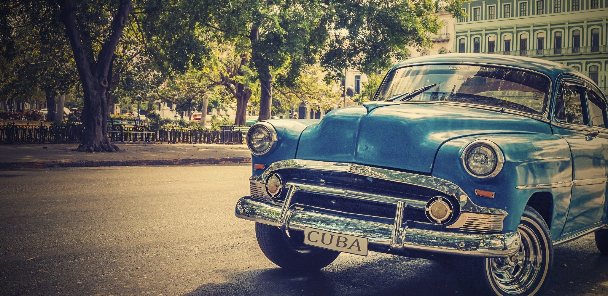 Almendrón por La Habana. 