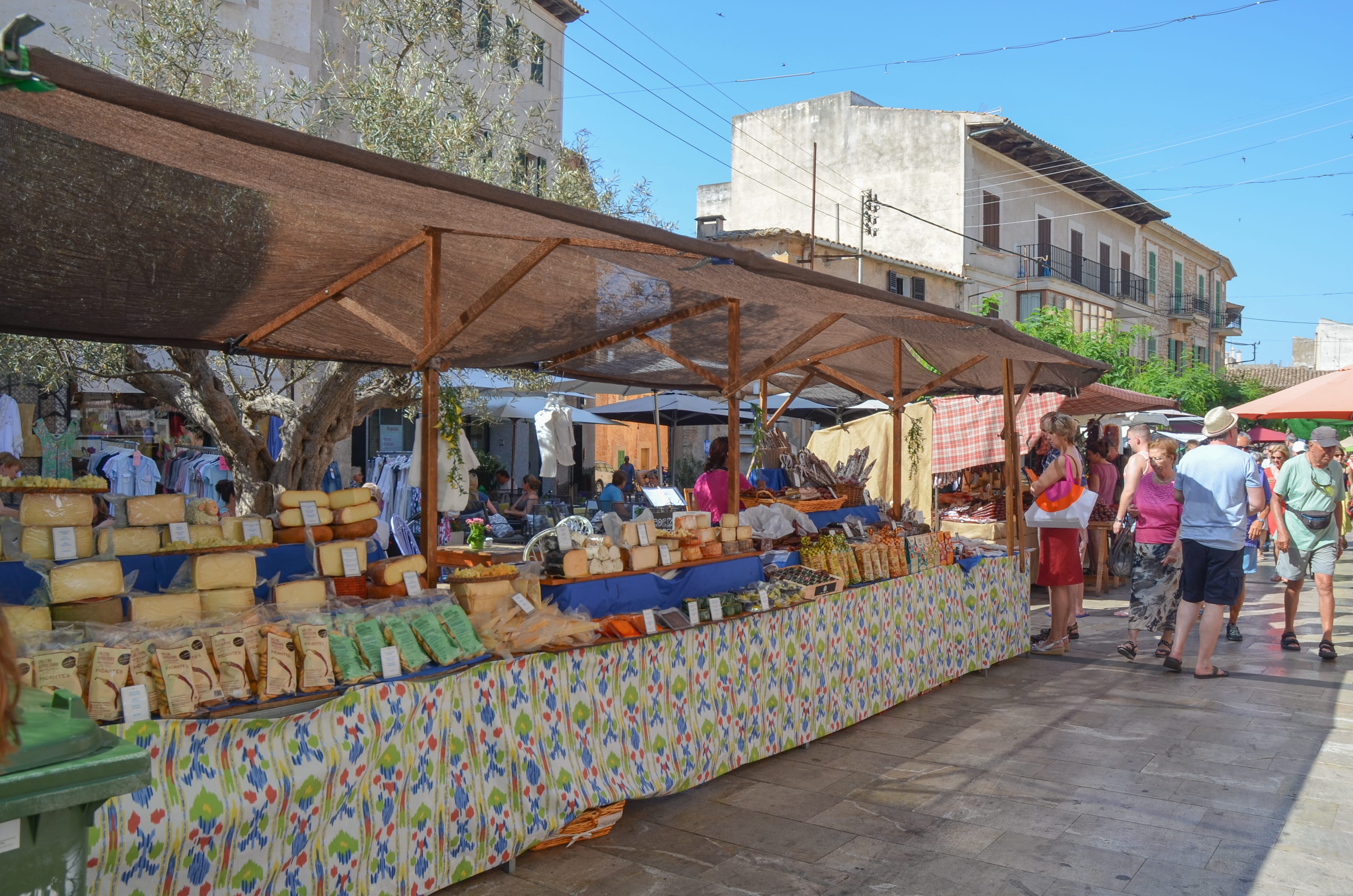 Mercadillos en Mallorca: ¿dónde, cuándo y a qué hora?