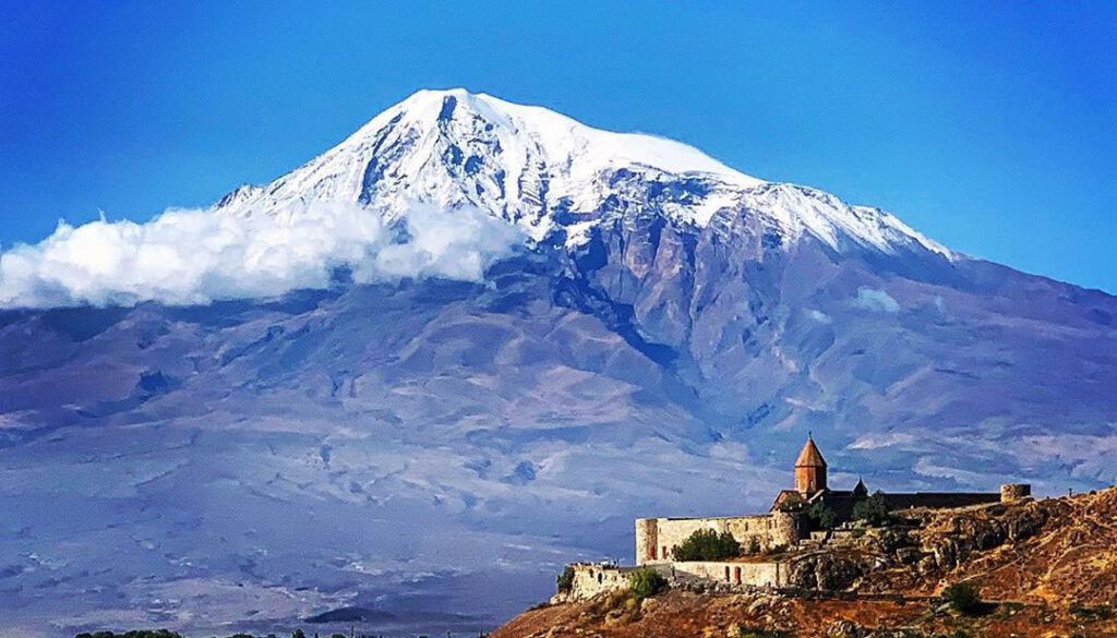 EL MONTE ARARAT El arca de Noé y el genocidio armenio