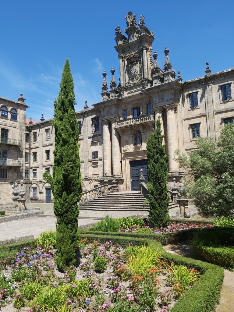 Imagen de la fachada del monasterio de San Martín Pinario