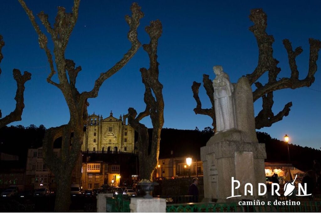 Imagen nocturna de Padrón