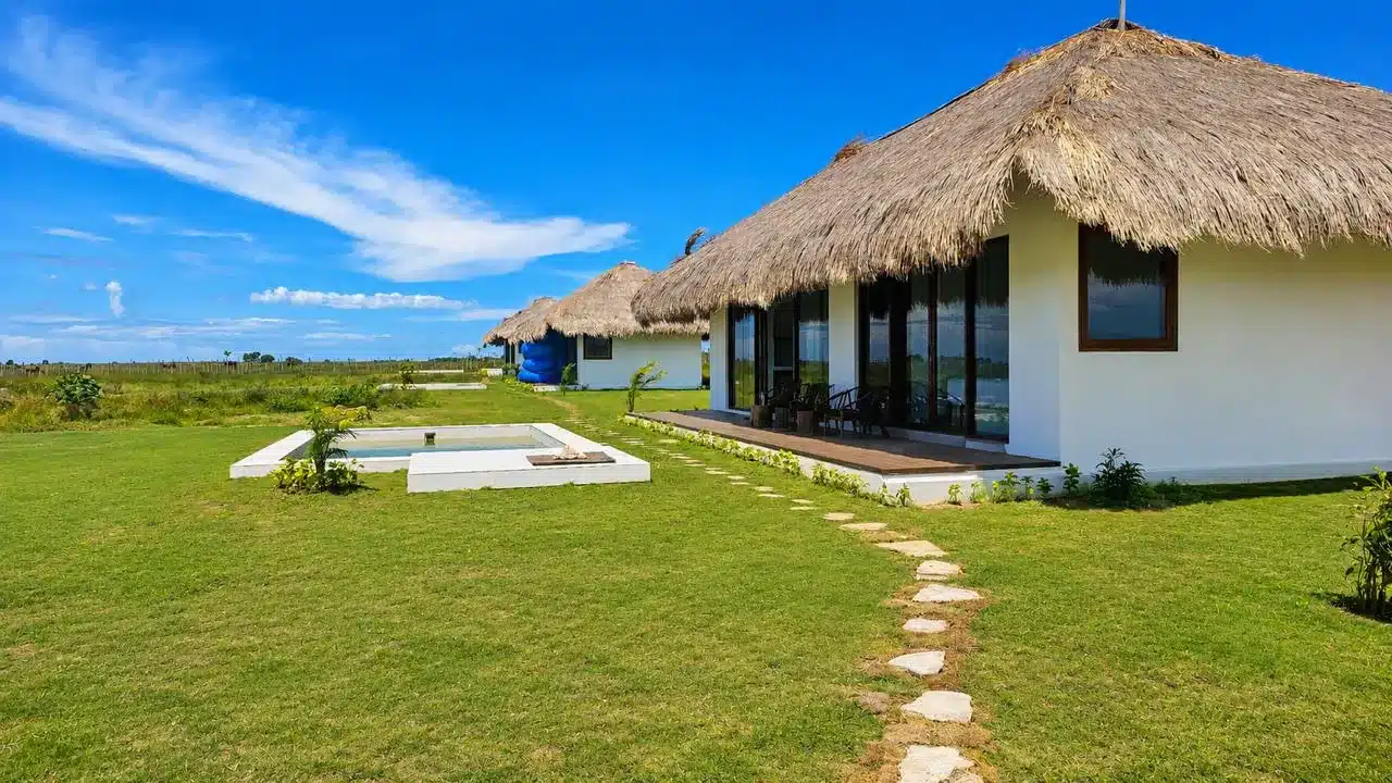 Finished Eco Beach City villas and plunge pools