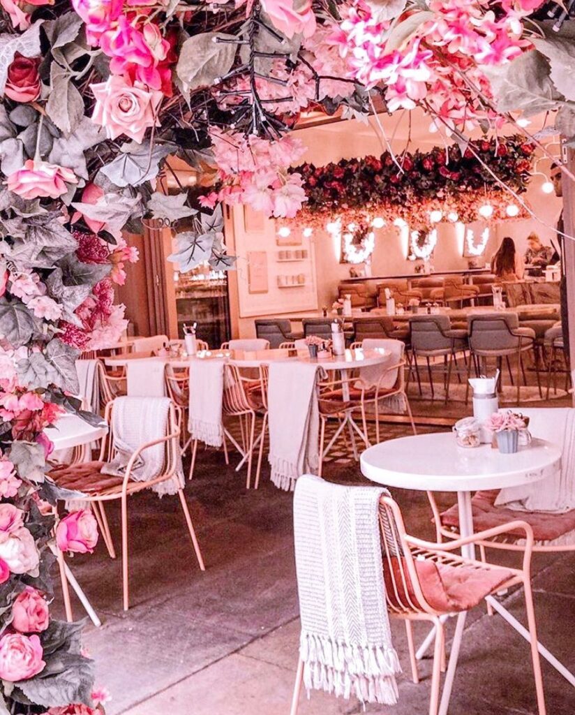 + 10 things to DO at Christmas in London