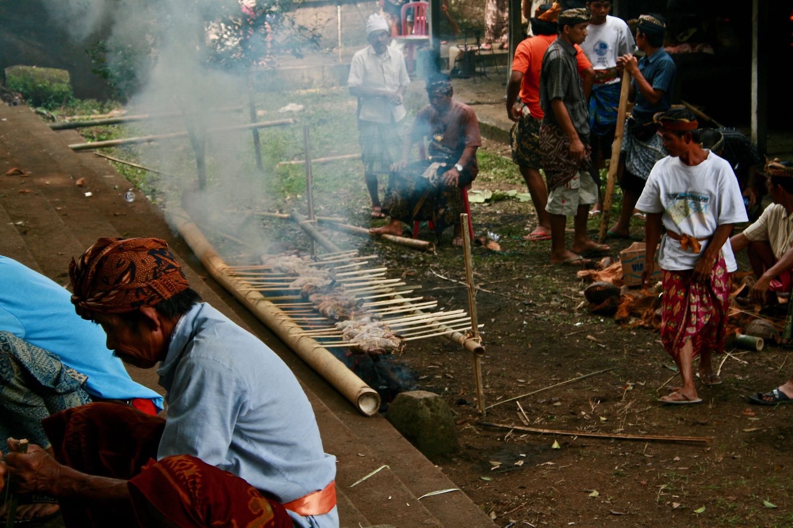 PURA KEHEN Y DESA PENGLIPURAN: ESTE DE BALI