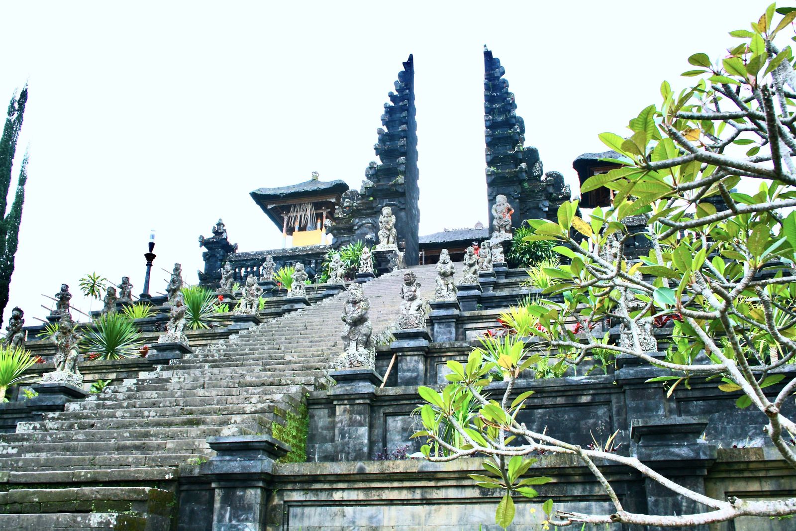 PURA BESAKIH: EL TEMPLO MADRE DE BALI