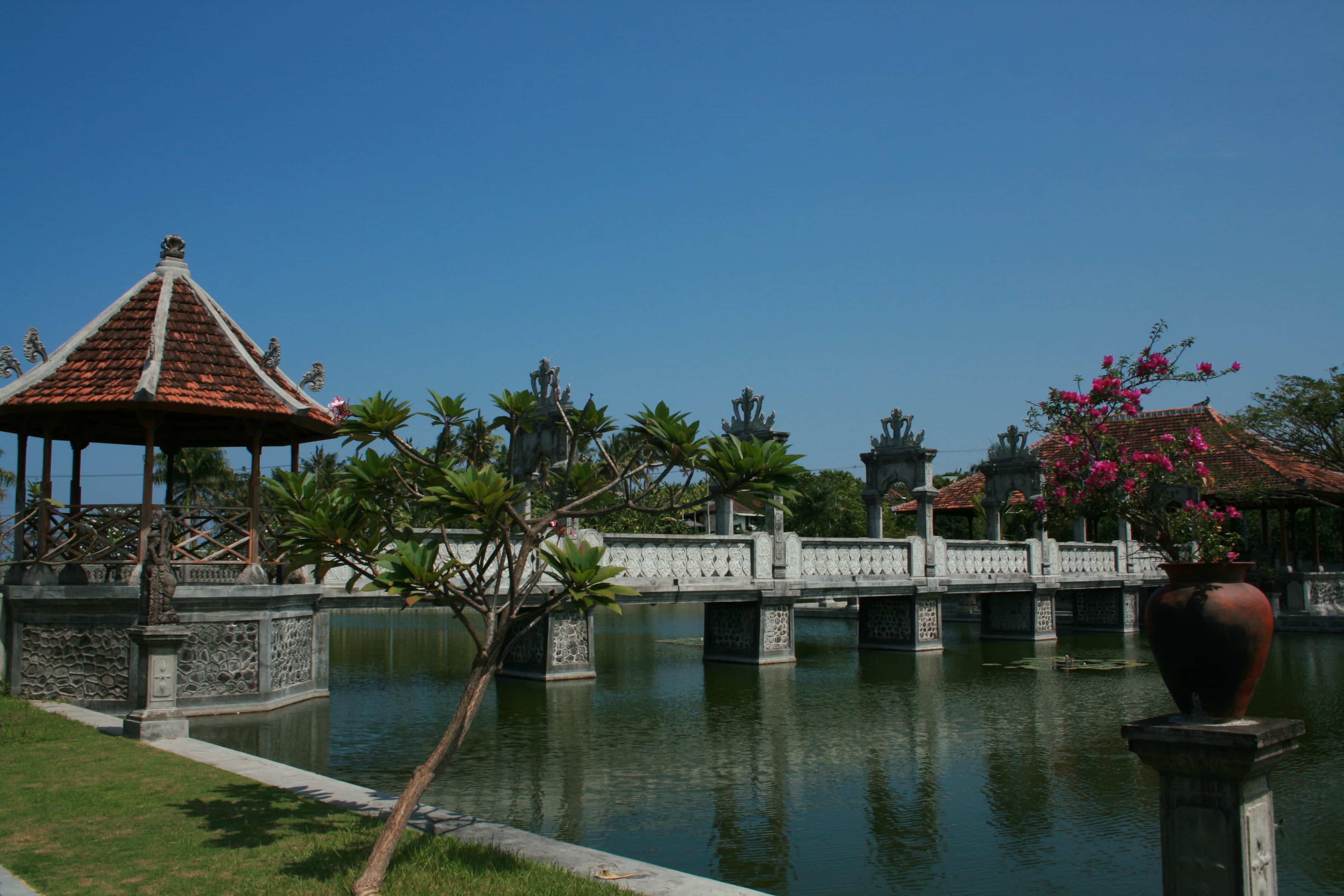 TIRTA GANGGA Y TAMAN UJUNG