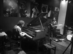 Thelonious Bar - Barrio Bellavista