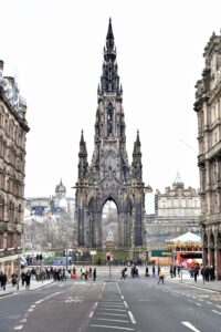 El monumento de Walter Scott, en Princess Street